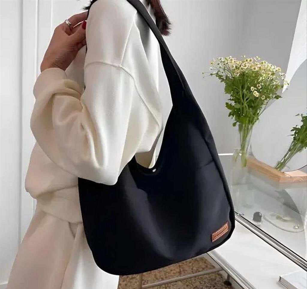 Canvas Single-Handle Bag with Inner Pockets