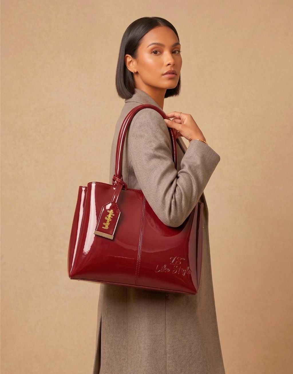 Structured Patent Tote with Magnetic Zip Closure